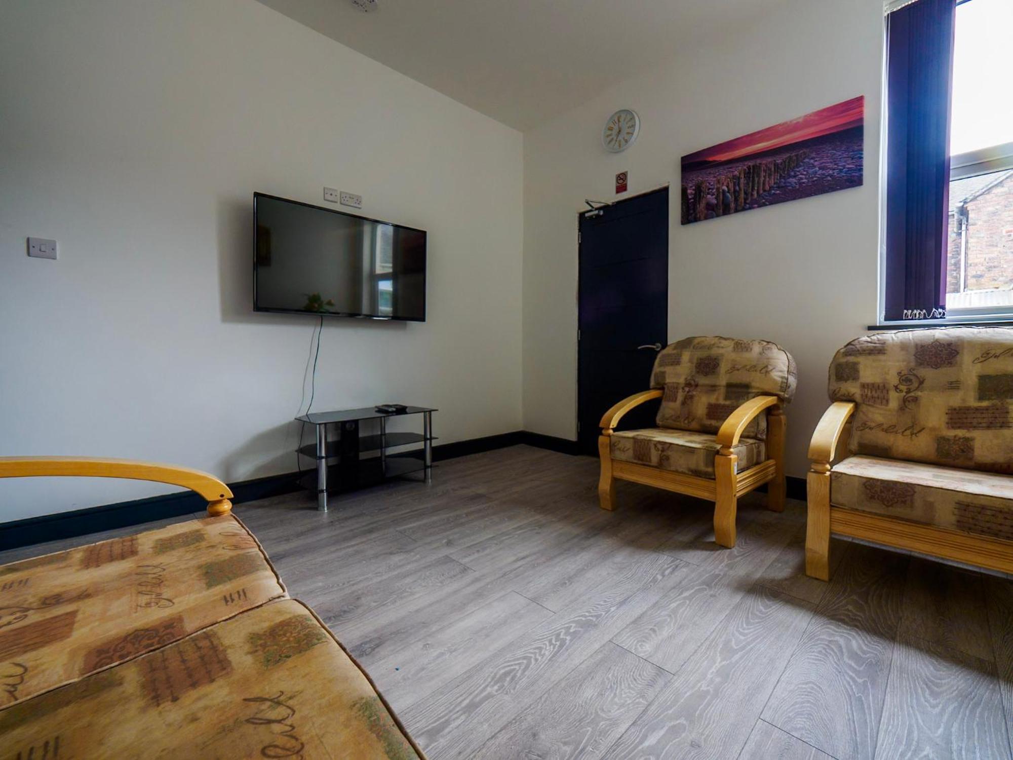 Chatham Lodge Family Room 2 Ensuite Stoke-on-Trent Екстериор снимка
