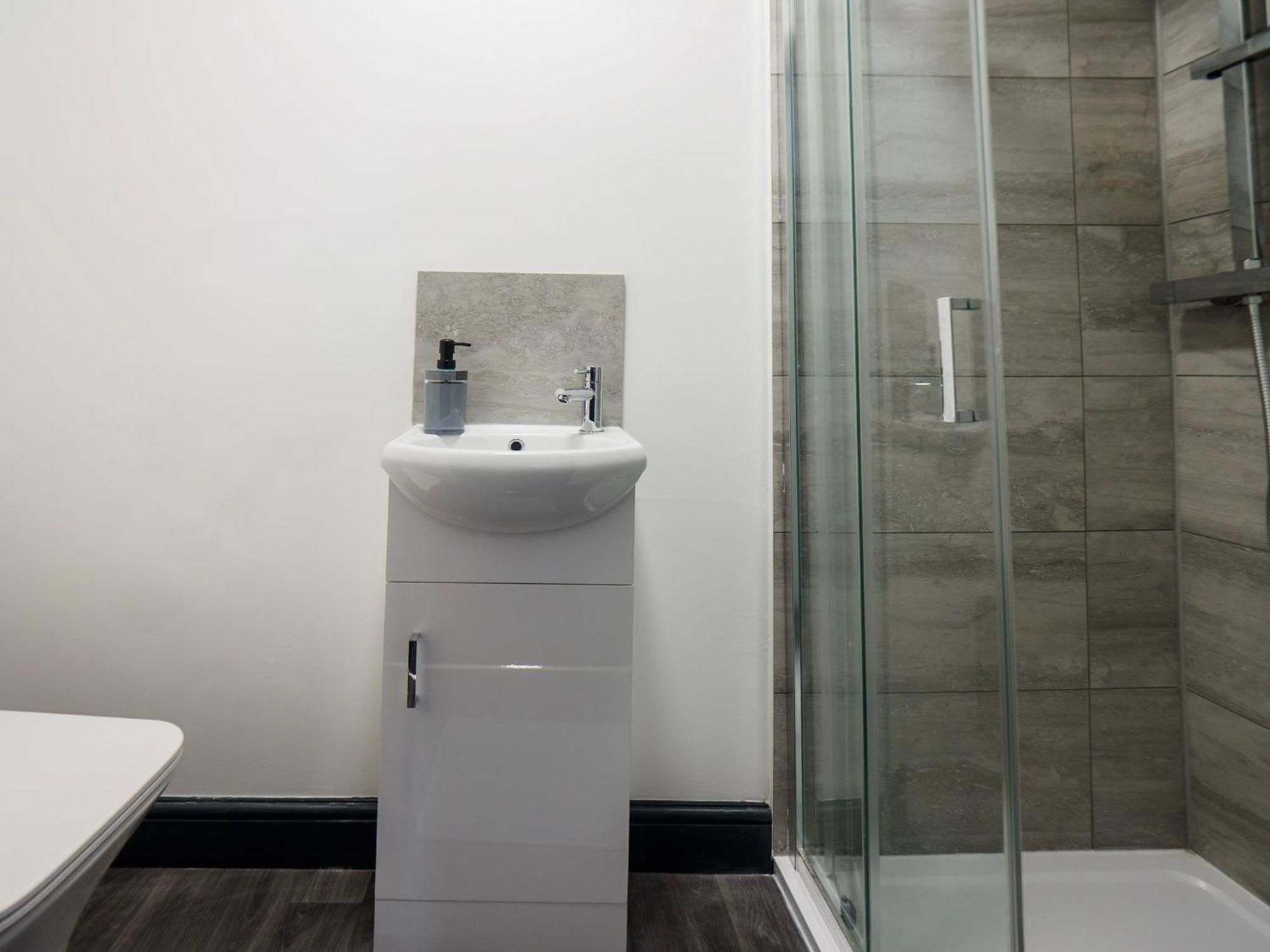 Chatham Lodge Family Room 2 Ensuite Stoke-on-Trent Екстериор снимка